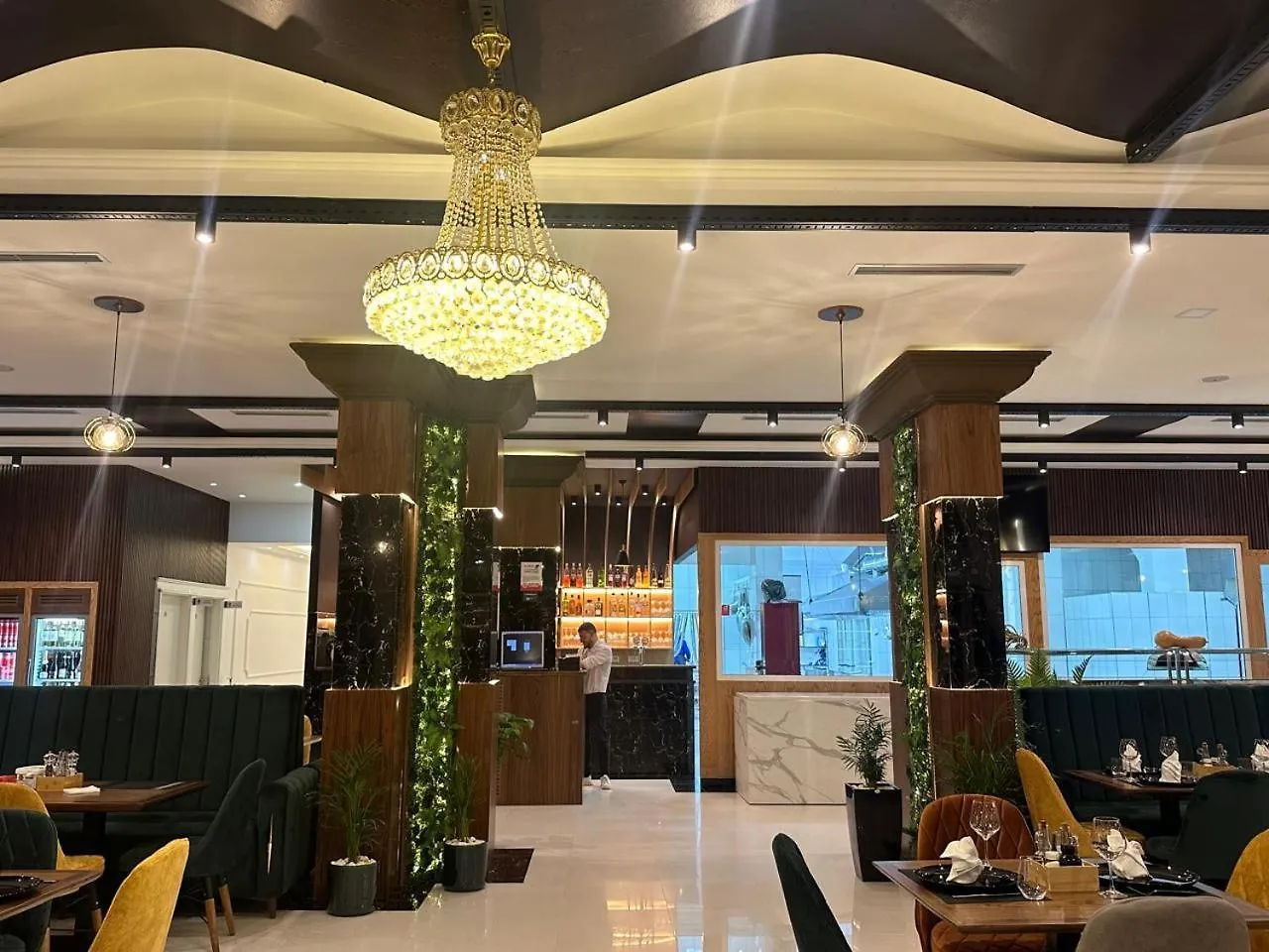 Ujvara Hotel Golem