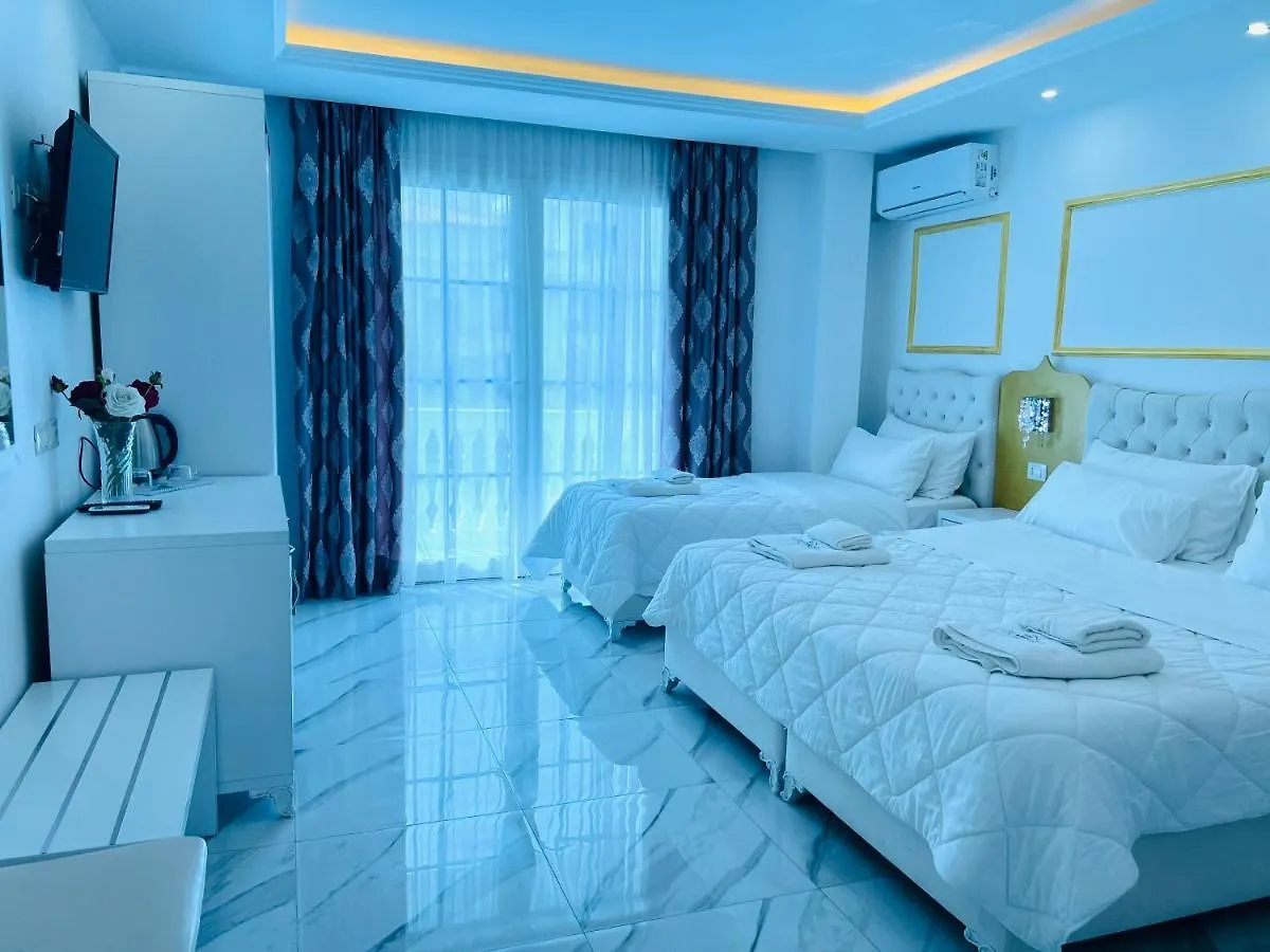 Ujvara Hotel Golem  4*, Golem (Tirana) Albánie