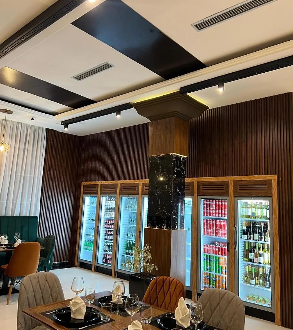Ujvara Hotel Golem   Golem (Tirana)